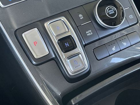 Used 2022 Hyundai Santa Fe SEL w/ Convenience Package image 15