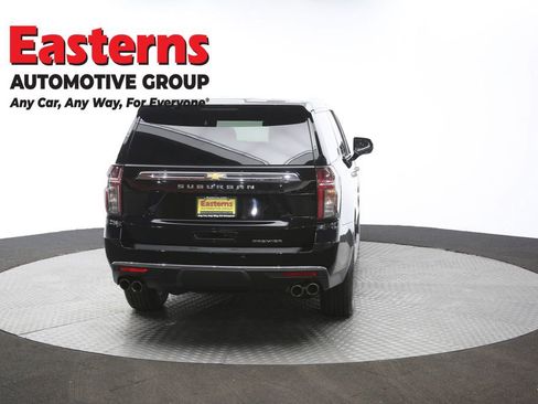 Used 2024 Chevrolet Suburban Premier RWD image 43