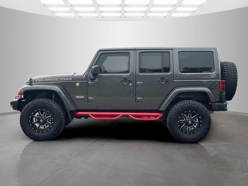 Used 2018 Jeep Wrangler Unlimited Rubicon AWD/4WD image 4
