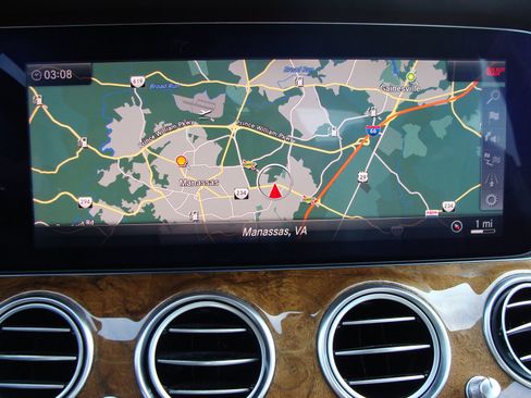 Used 2018 Mercedes-Benz E 300 E 300 image 13