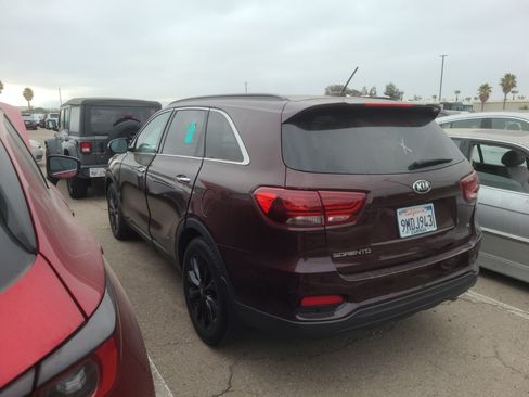 Used 2020 Kia Sorento S FWD image 7