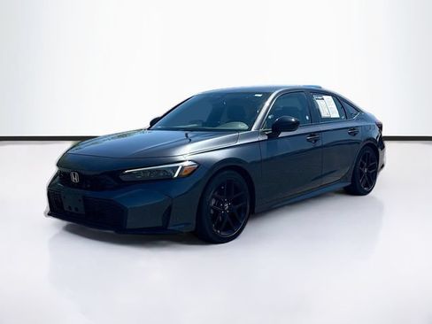 Used 2025 Honda Civic Sport image 4