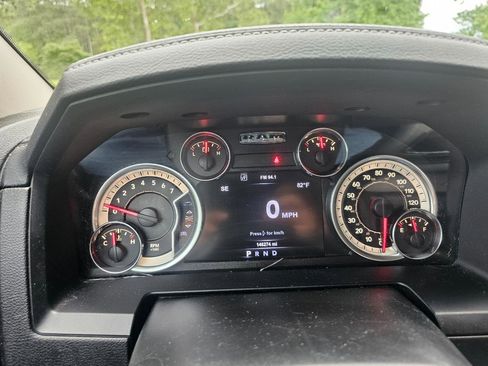 Used 2017 RAM 1500 Laramie w/ Convenience Group AWD/4WD image 34