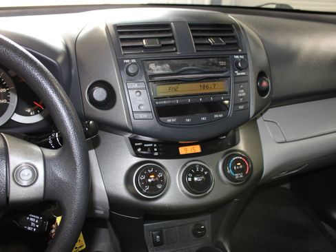 Used 2011 Toyota RAV4 2WD w/ Base L4 Extra Value Pkg image 14