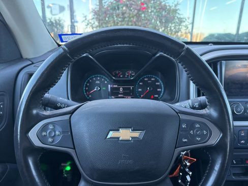 Used 2018 Chevrolet Colorado Z71 image 11