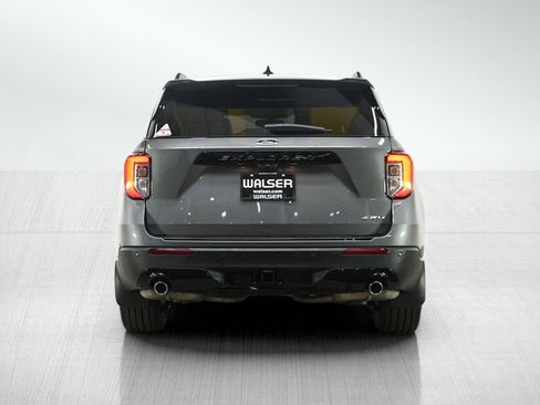 Used 2024 Ford Explorer ST-Line w/ Class IV Trailer Tow Package AWD/4WD image 7