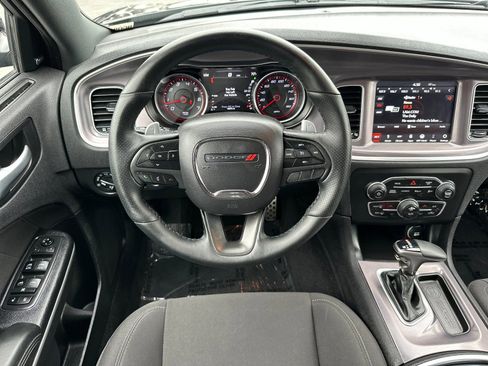 Used 2019 Dodge Charger Scat Pack RWD image 16
