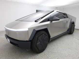 Used 2024 Tesla Cybertruck AWD Crew Cab video 1