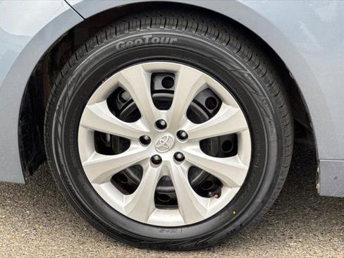 Certified 2024 Toyota Corolla LE image 29