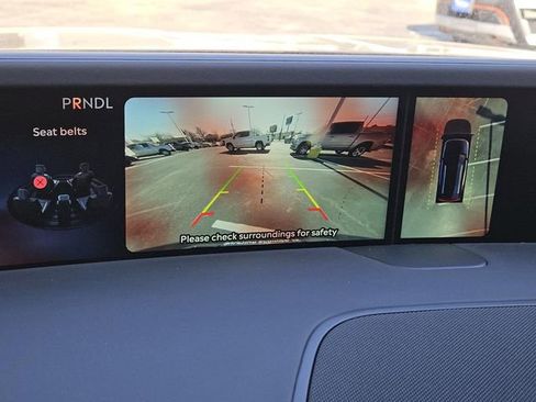 New 2026 Lincoln Nautilus Premier image 10