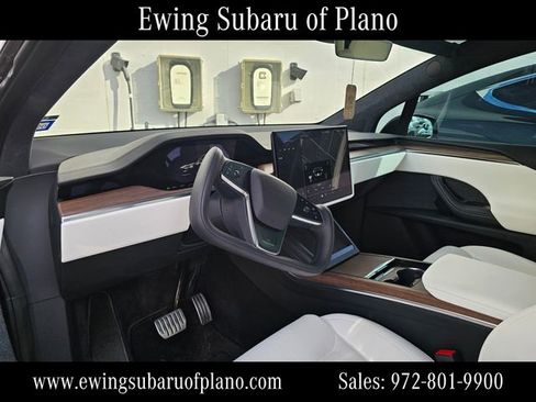 Used 2023 Tesla Model X image 5