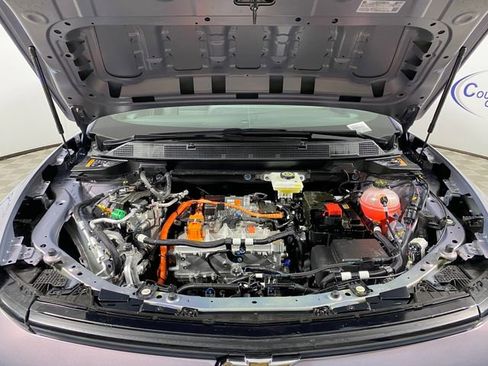 Certified 2026 Chevrolet Equinox EV LT FWD image 24