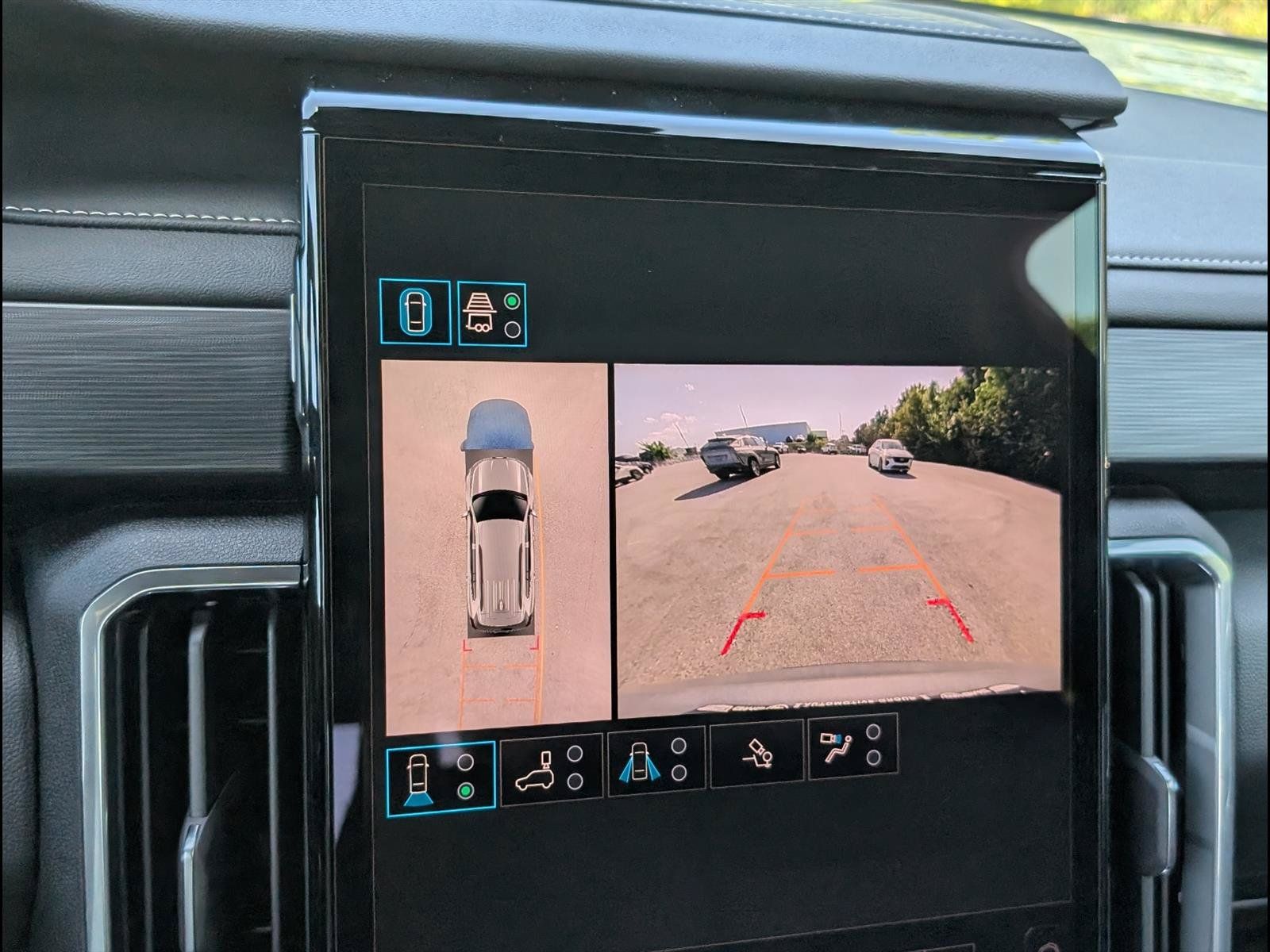 New 2027 GMC Acadia Elevation w/ Black Edition FWD image 7