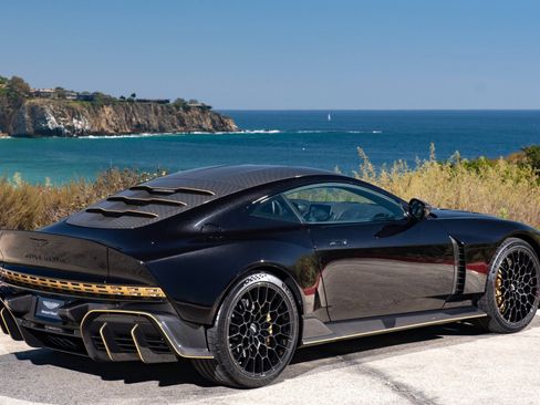 Used 2024 Aston Martin Valour image 58