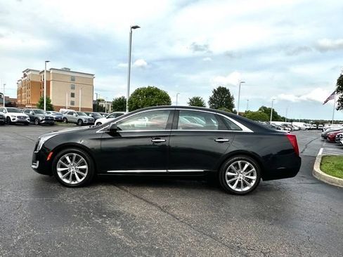 Used 2013 Cadillac XTS Luxury FWD image 7