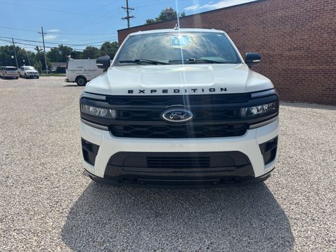 Used 2023 Ford Expedition Max Limited AWD/4WD image 13