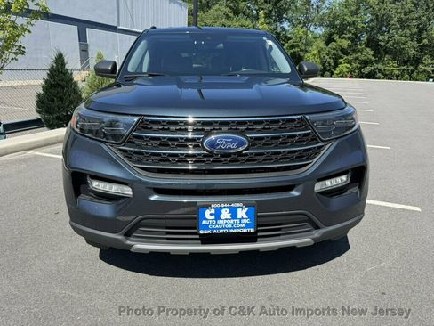 Used 2023 Ford Explorer XLT w/ Equipment Group 202A AWD/4WD image 7