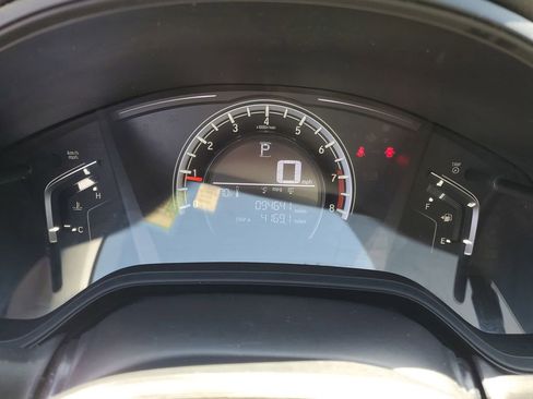 Used 2017 Honda CR-V LX image 13