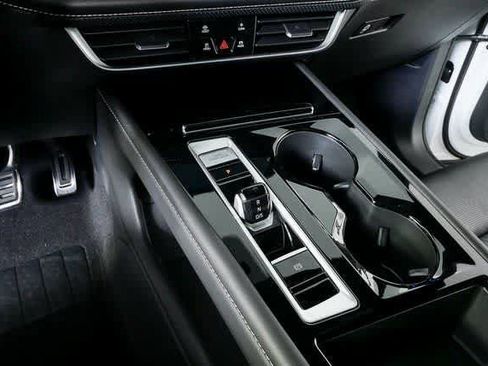 Used 2025 Volkswagen Atlas Cross Sport SEL Premium R-Line image 13