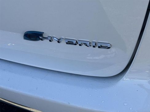 Used 2023 Chrysler Pacifica Touring-L FWD image 29