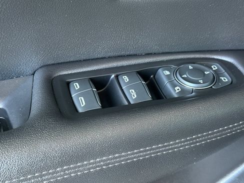 Used 2023 Cadillac XT5 Premium Luxury FWD image 12