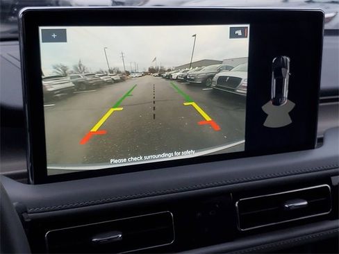 Used 2022 Lincoln Nautilus Reserve image 26