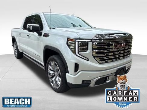 Used 2025 GMC Sierra 1500 Denali w/ Denali Reserve Package AWD/4WD image 1