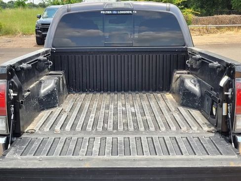 Used 2023 Toyota Tacoma TRD Off-Road AWD/4WD image 11