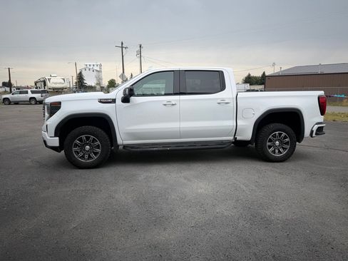 Used 2024 GMC Sierra 1500 AT4 AWD/4WD image 7