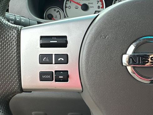 Used 2015 Nissan Frontier Desert Runner image 24