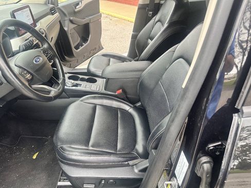 Used 2020 Ford Escape SE Sport FWD image 12