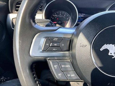 Used 2022 Ford Mustang Premium image 10