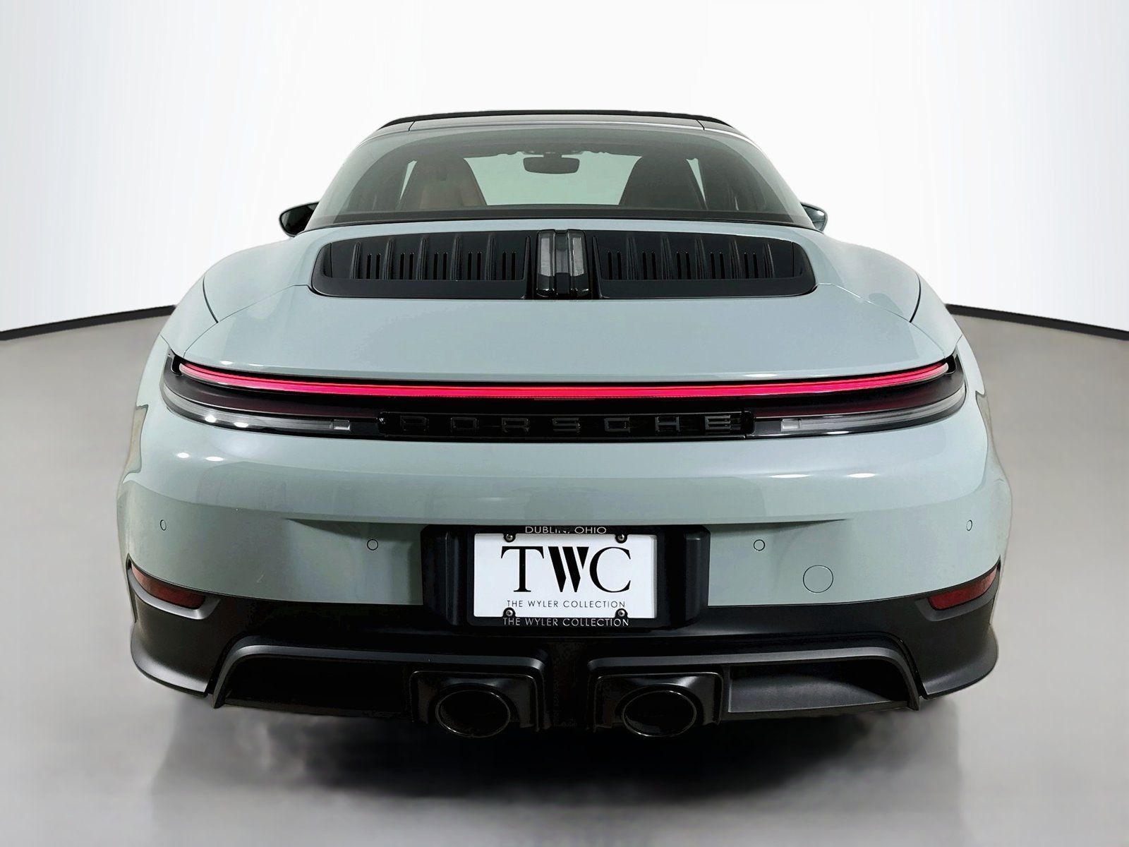 Used 2025 Porsche 911 Targa 4 GTS AWD/4WD image 6
