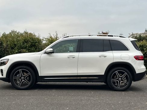 New 2026 Mercedes-Benz GLB 250 image 6