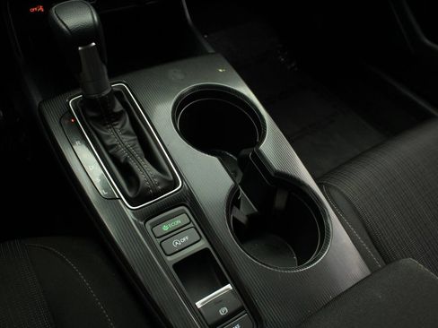 Used 2025 Honda Civic LX image 32