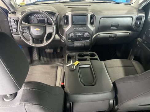 Certified 2023 Chevrolet Silverado 1500 Custom AWD/4WD image 20