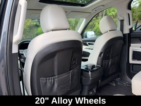 Used 2020 Kia Telluride EX w/ EX Premium Package AWD/4WD image 21