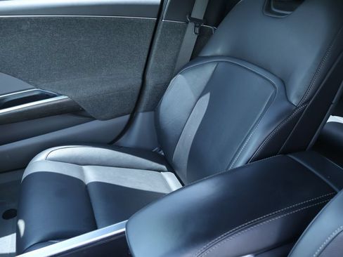 Used 2023 Lucid Air Pure AWD/4WD image 22