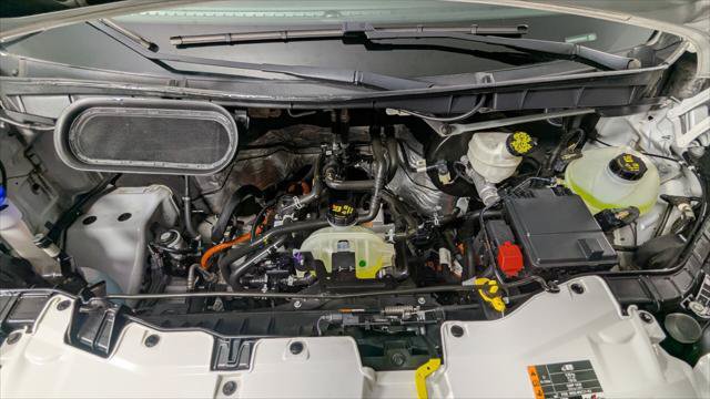 Used 2023 Ford E-Transit Medium Roof RWD image 29