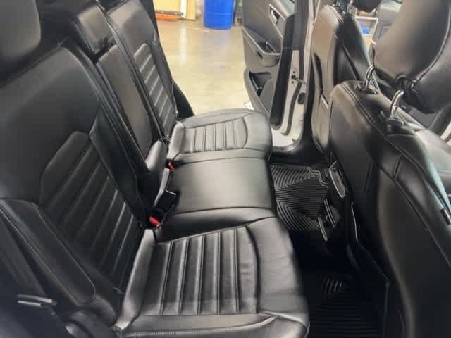 Used 2015 Ford Edge SEL w/ Equipment Group 201A AWD/4WD image 20