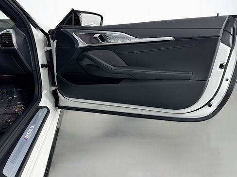 Used 2025 BMW M850i xDrive Coupe image 23