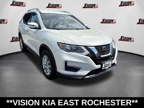 Used 2020 Nissan Rogue SV AWD/4WD image 3
