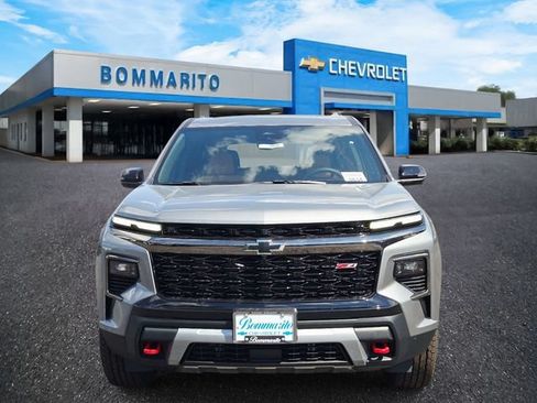 New 2027 Chevrolet Traverse Z71 w/ Driver Confidence Package AWD/4WD image 8