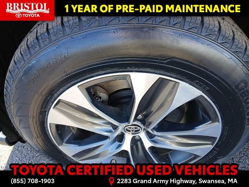 Certified 2020 Toyota Highlander XLE image 13