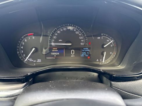 Used 2018 Cadillac XT5 Premium Luxury FWD image 17