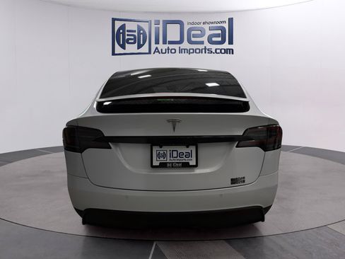 Used 2022 Tesla Model X Plaid AWD/4WD image 4