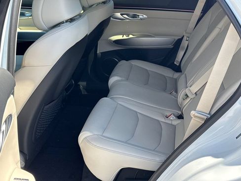 New 2026 Genesis GV70 2.5T Select AWD/4WD image 21