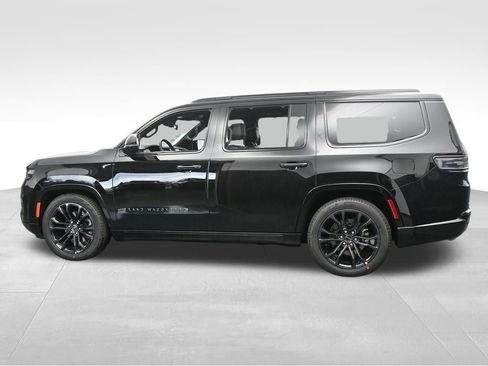 Used 2024 Jeep Grand Wagoneer Series II w/ Quick Order Packagew 28T image 3