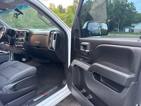 Used 2018 Chevrolet Silverado 1500 LT w/ Texas Edition AWD/4WD image 14