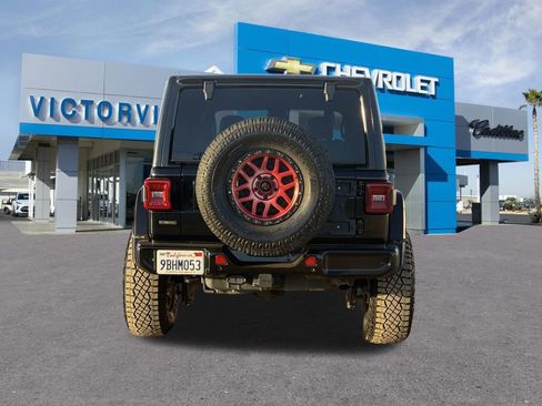 Used 2021 Jeep Wrangler Unlimited Sahara AWD/4WD image 6